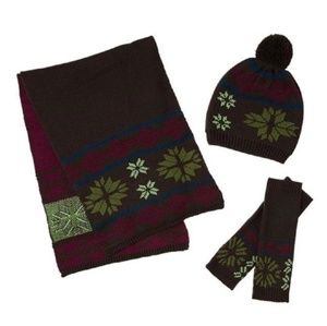 Feliz Winter Scarf Set